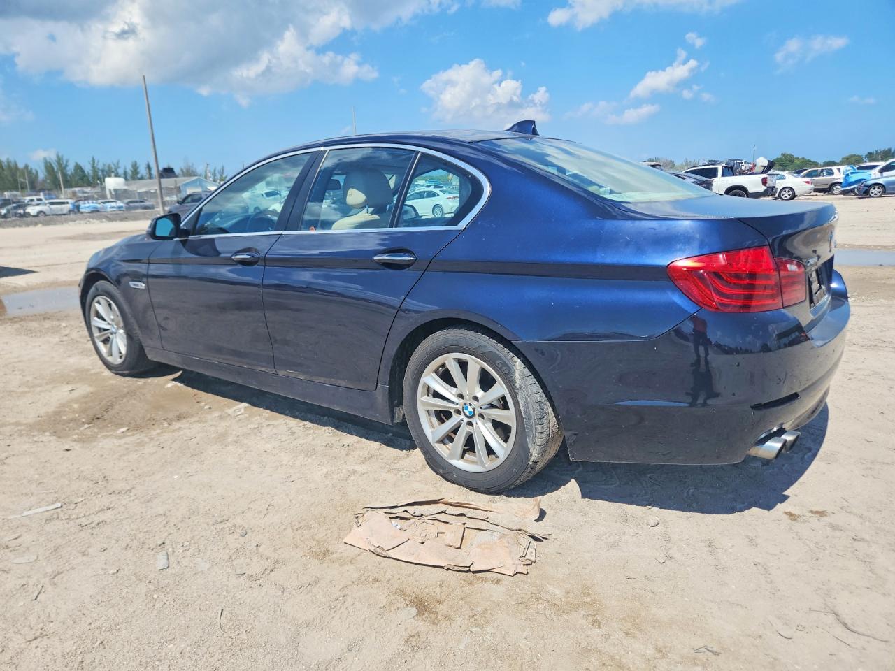 2015 BMW 528 Xi - Фото 2