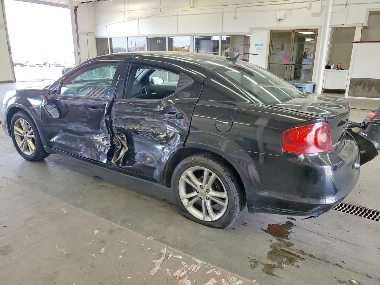 2013 Dodge Avenger Se - Фото 2