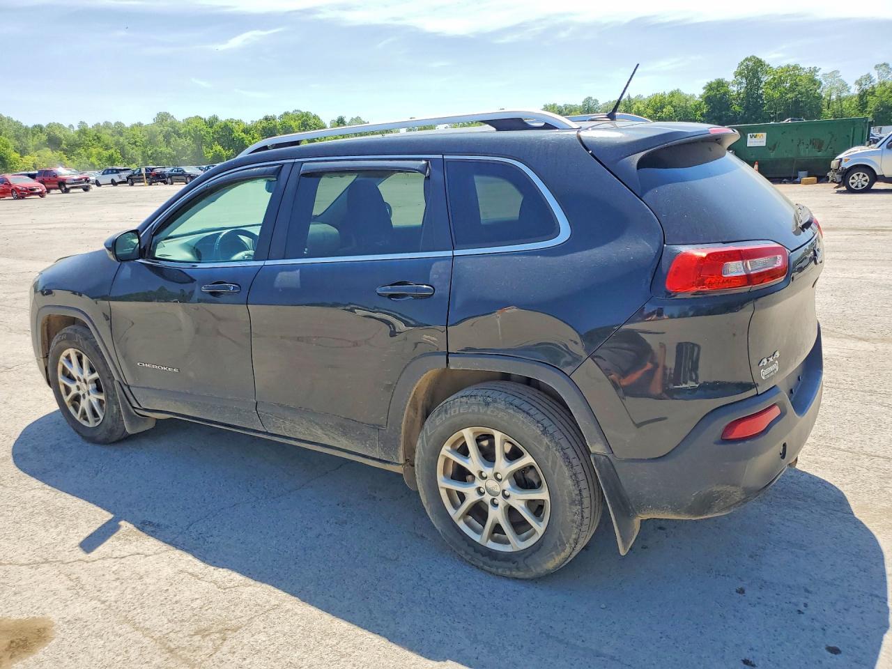 2015 Jeep Cherokee Latitude - Фото 2