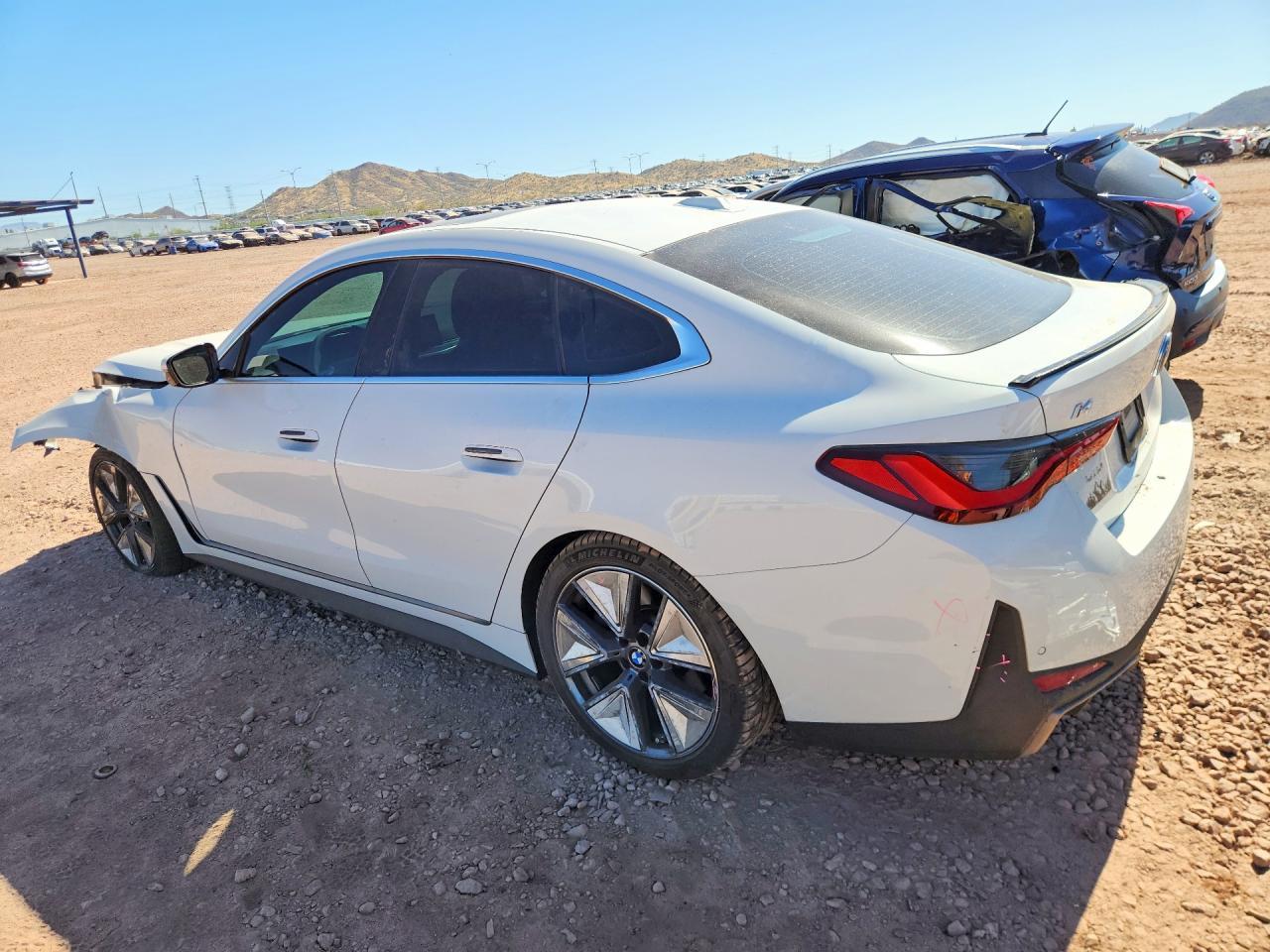 2025 BMW I4 Edrive 40 - Фото 2