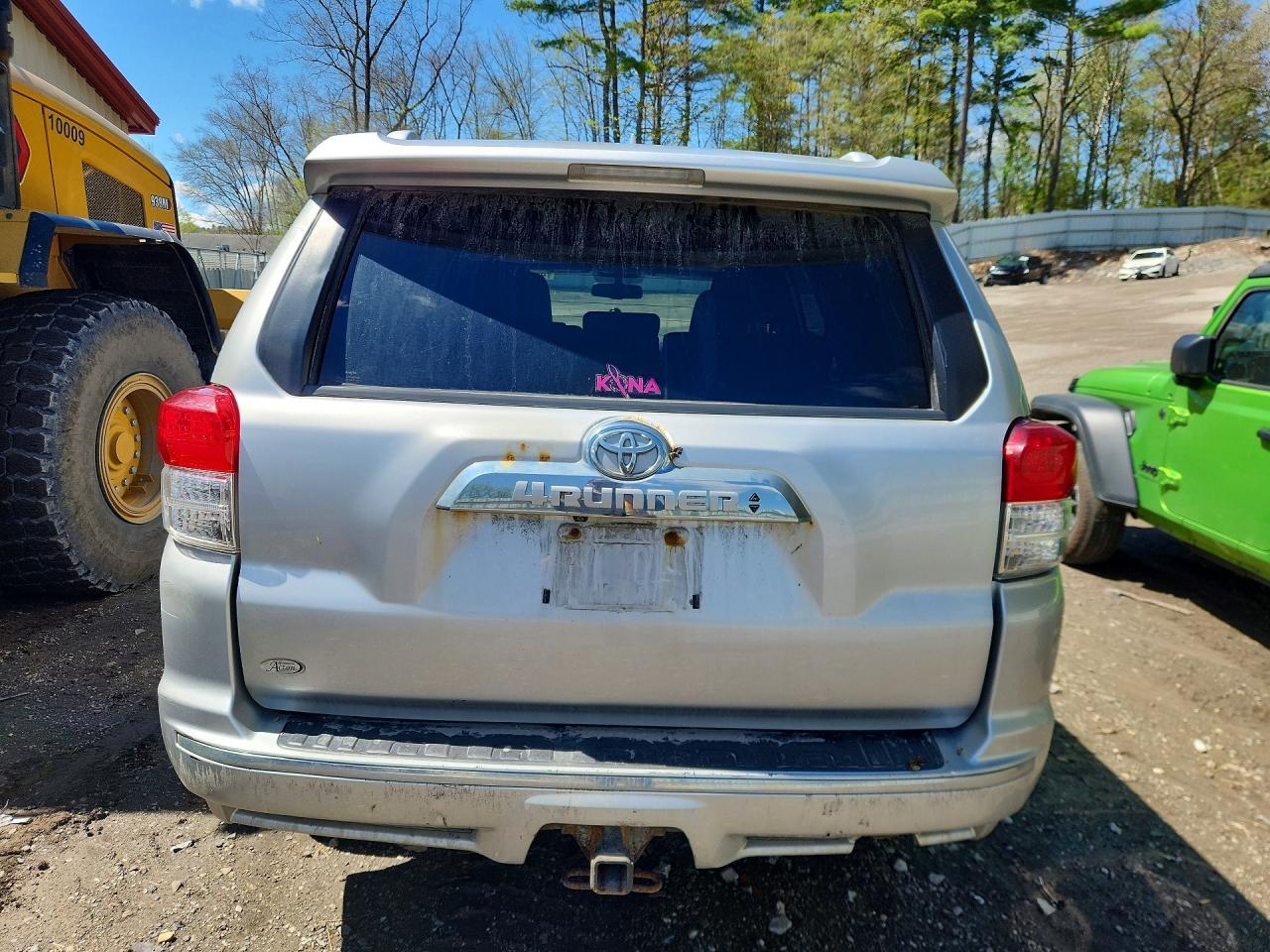 2011 Toyota 4Runner Limited - Image 6
