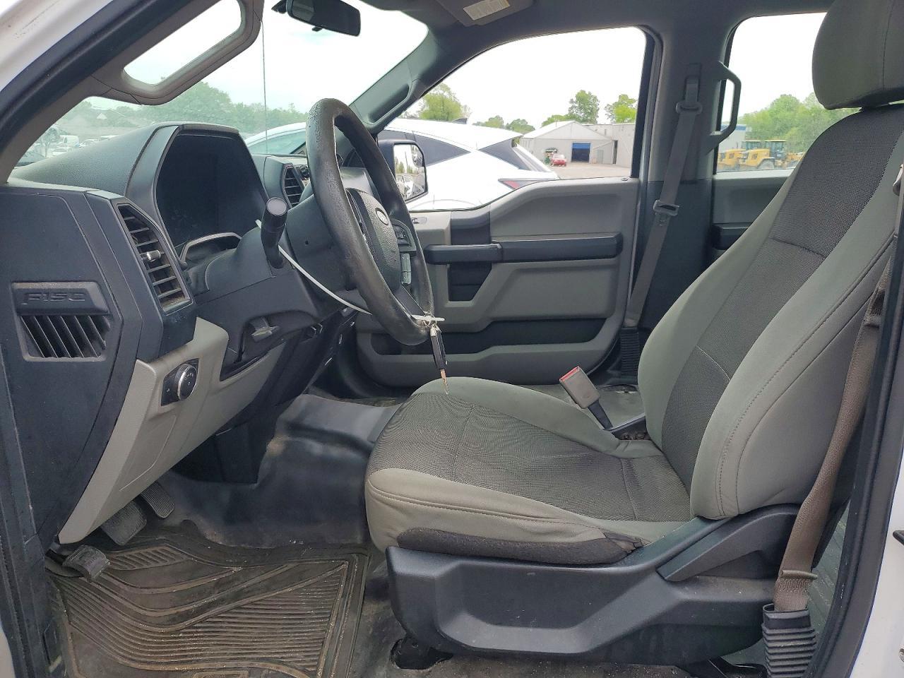 2015 Ford F150 Supercrew - Фото 7