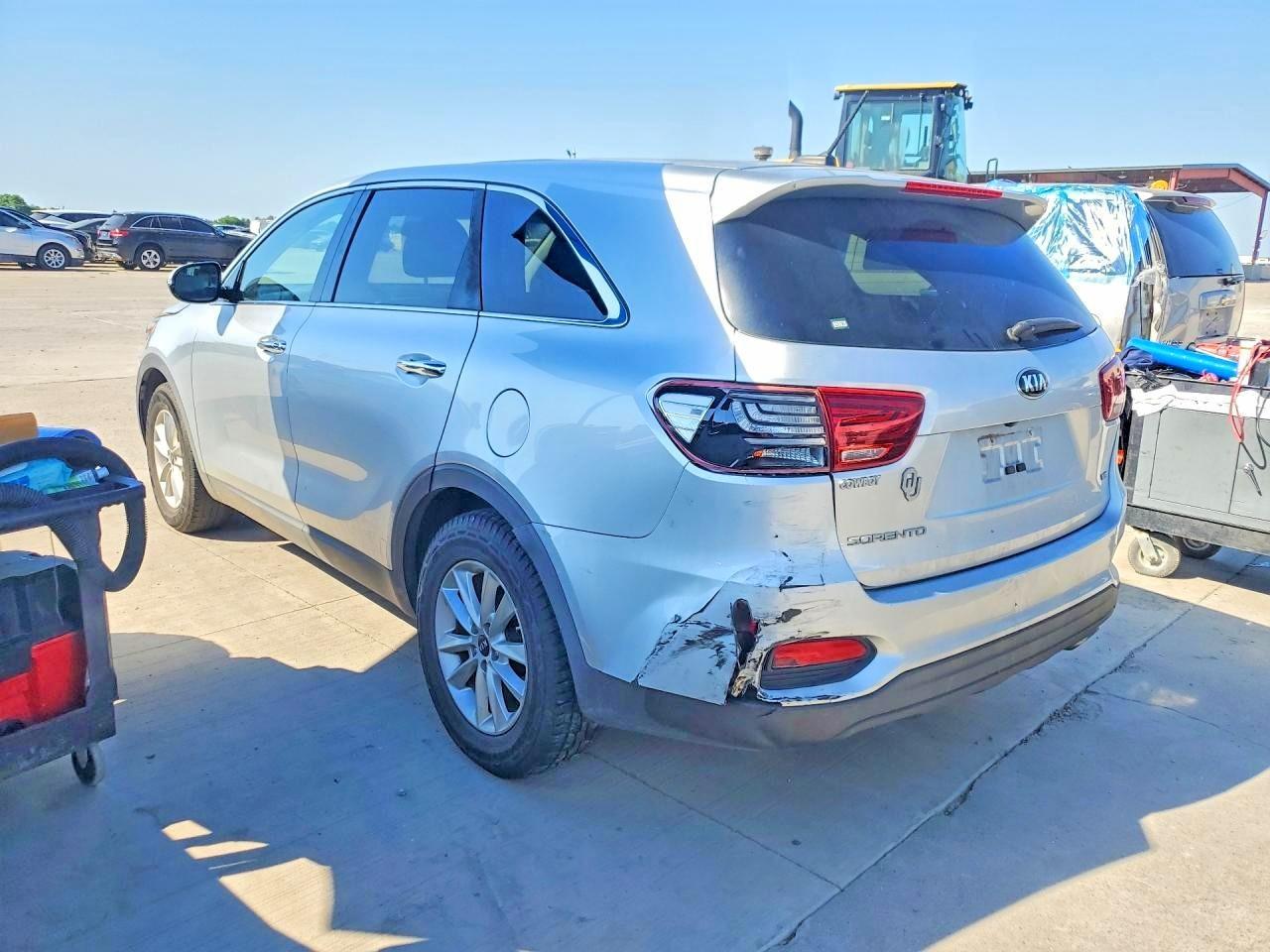 2019 Kia Sorento Lx V6 - Image 2