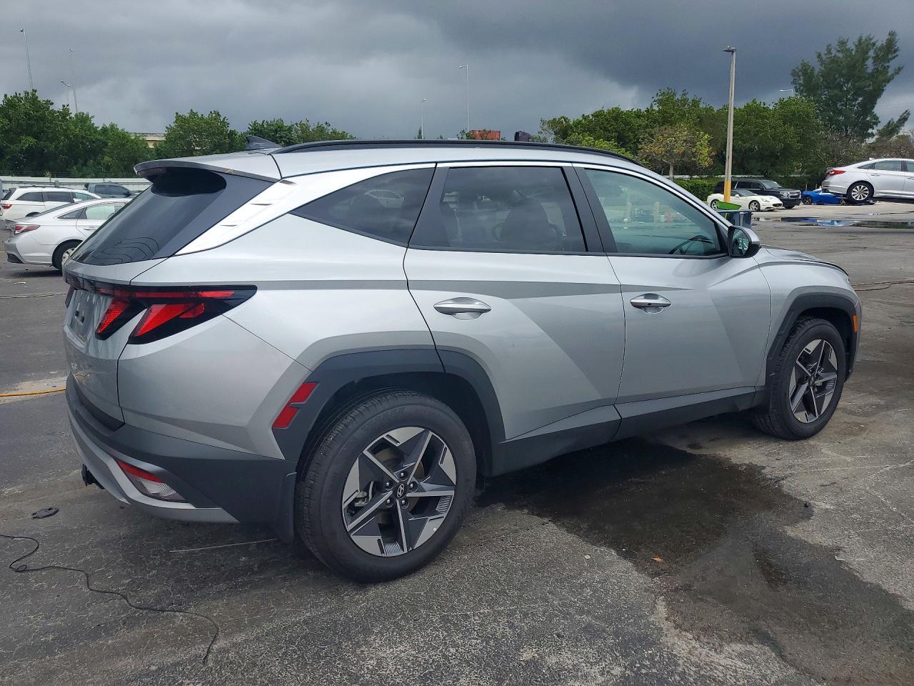 2026 Hyundai Tucson Sel - Image 3
