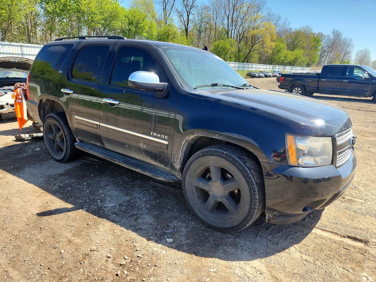 2011 Chevrolet Tahoe K1500 Ltz - Image 4
