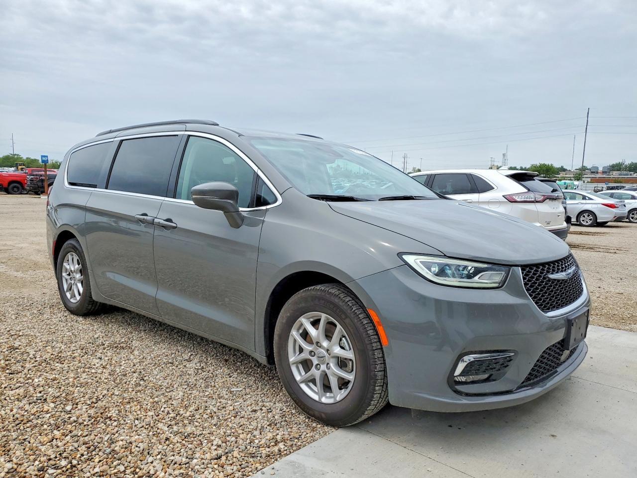 2022 Chrysler Pacifica Touring L - Фото 4