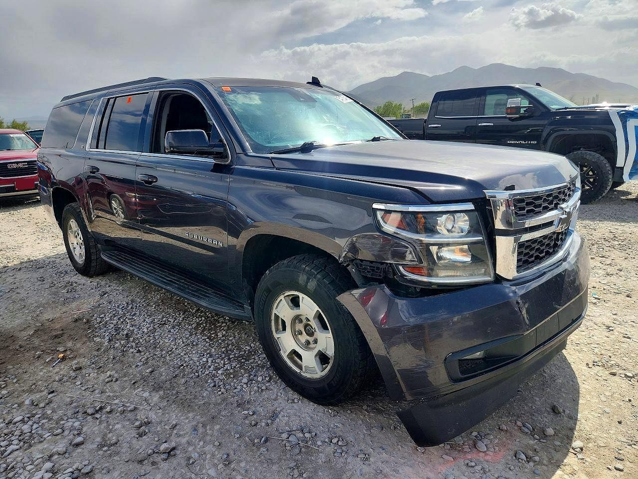 2017 Chevrolet Suburban K1500 Lt - Фото 4