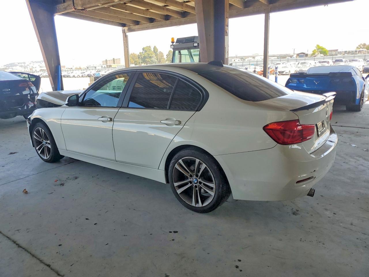 2018 BMW 320 I - Image 2