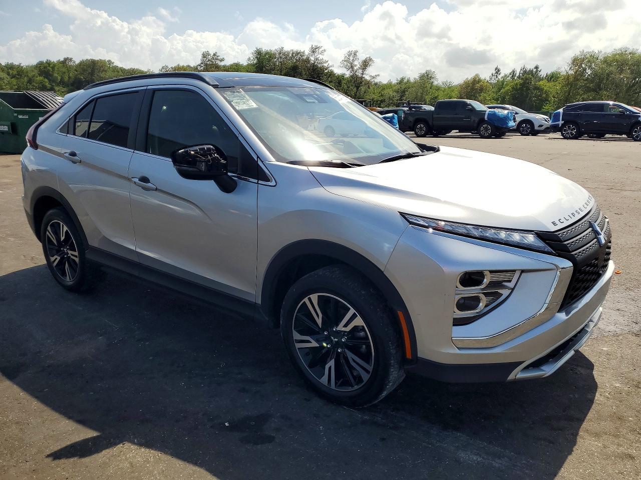 2024 Mitsubishi Eclipse Cross Se - Image 4