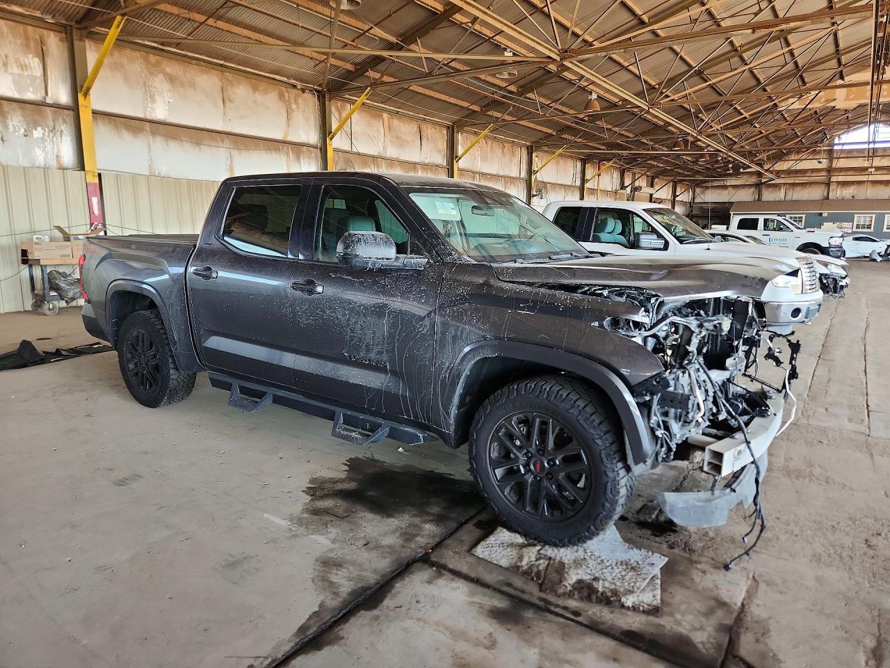 2023 Toyota Tundra Sr5 - Image 4