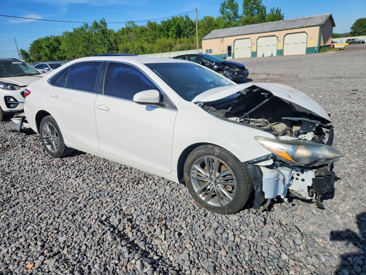 2016 Toyota Camry Se - Image 4