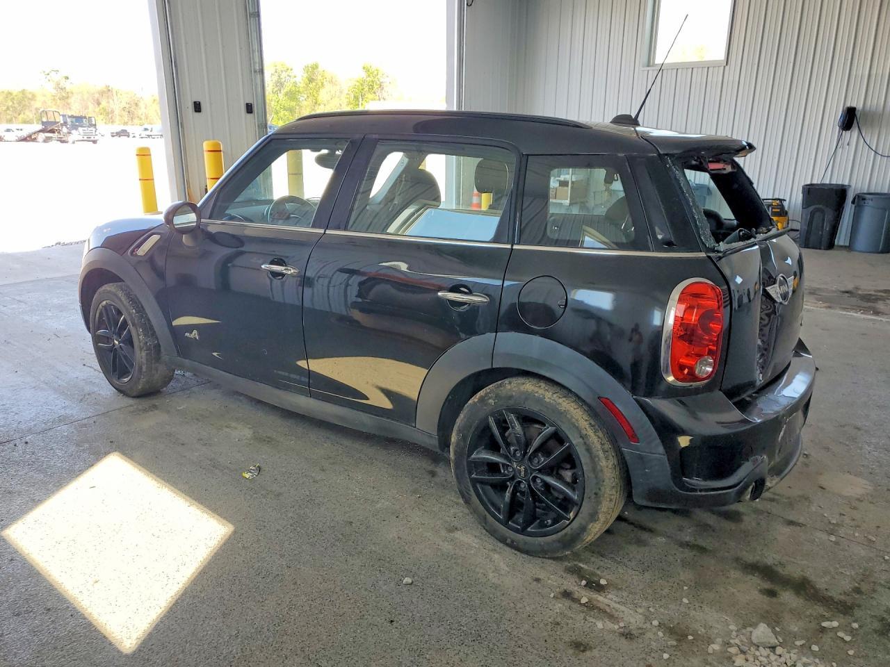 2013 Mini Cooper S Countryman - Image 2