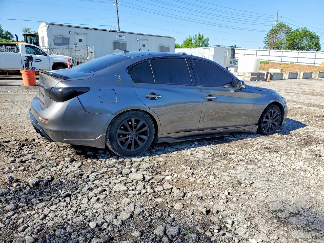 2015 Infiniti Q50 Base - Image 3