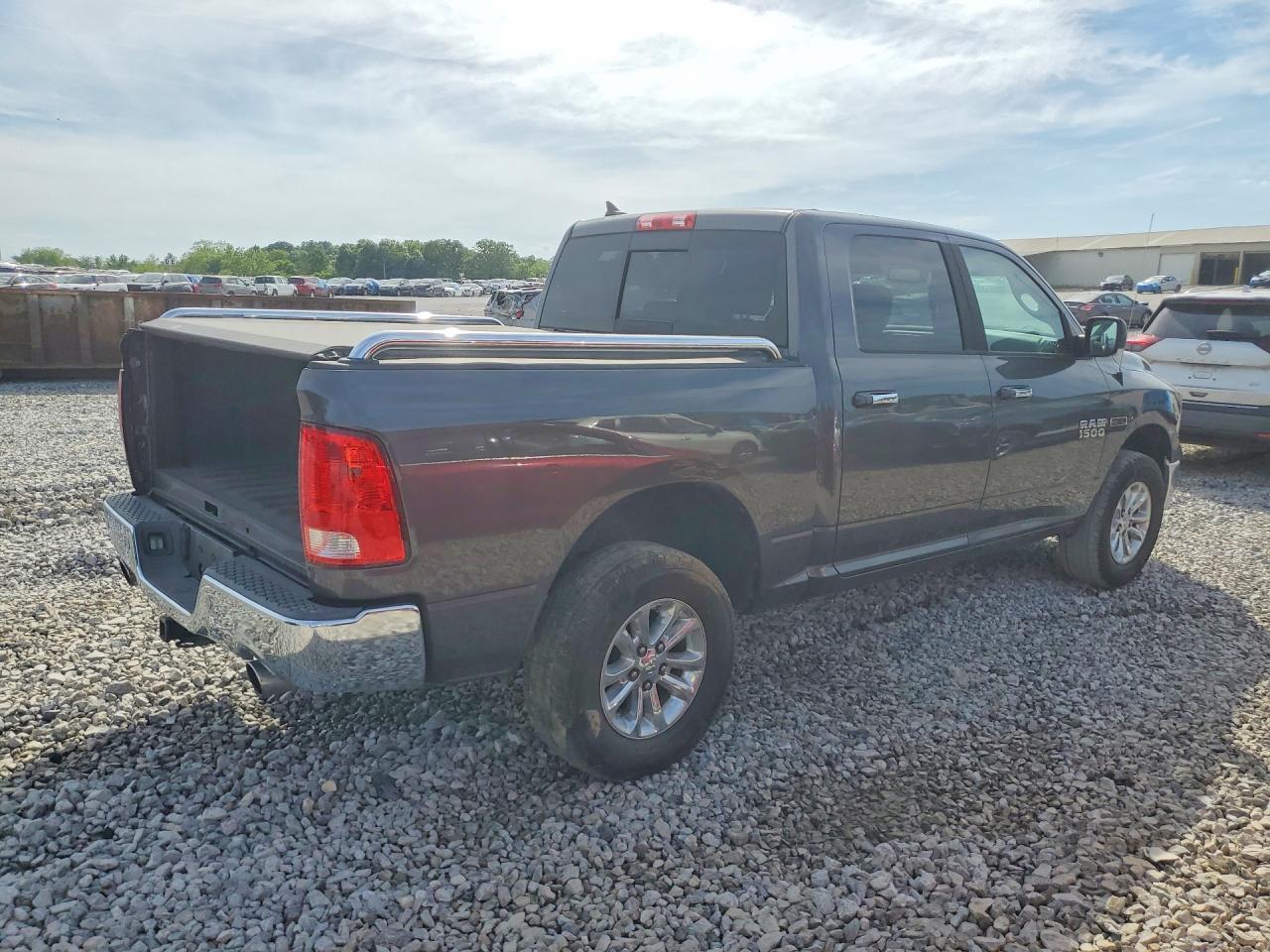 2015 Ram 1500 Slt - Image 3