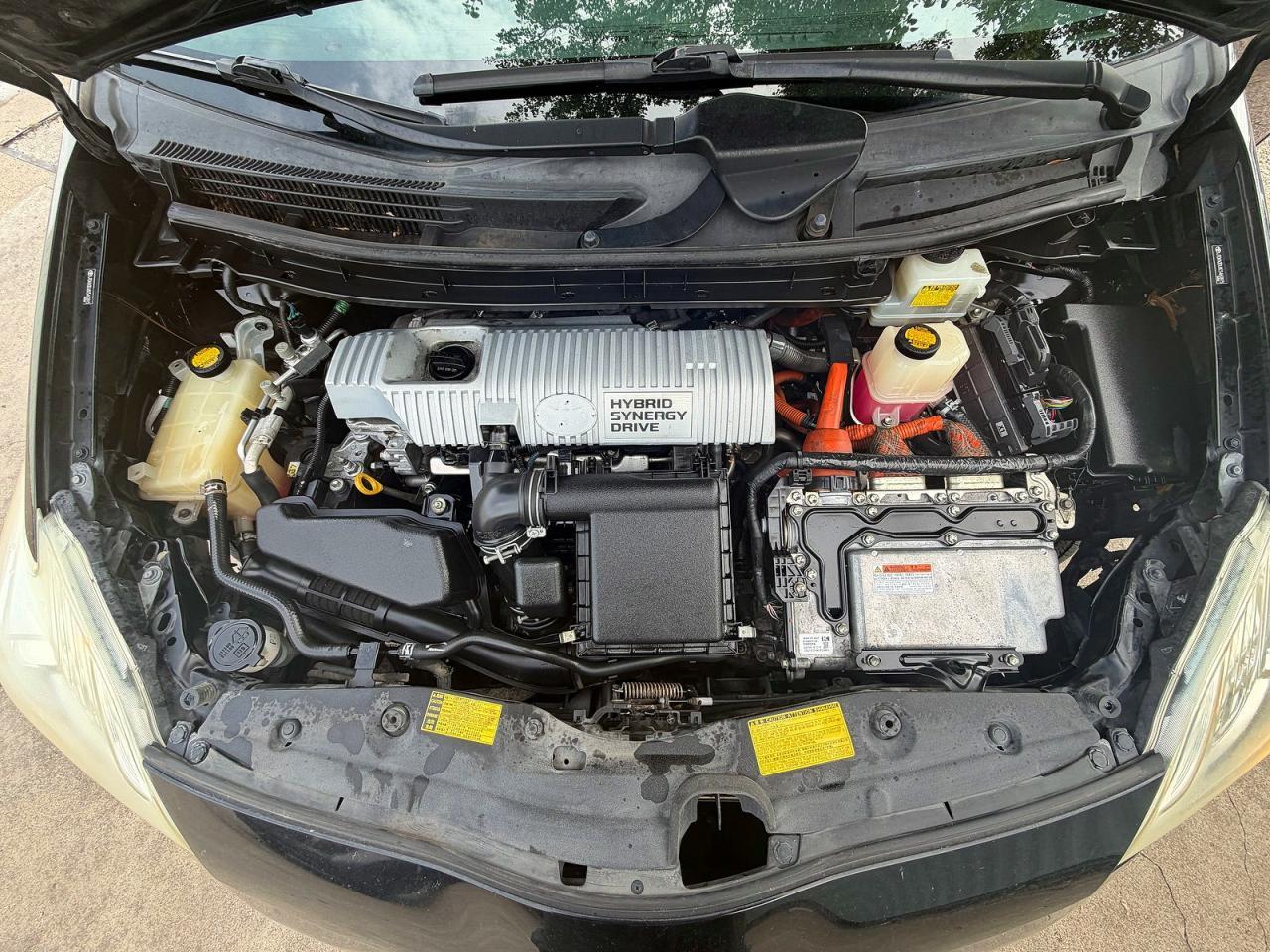 2012 Toyota Prius Three - Фото 7