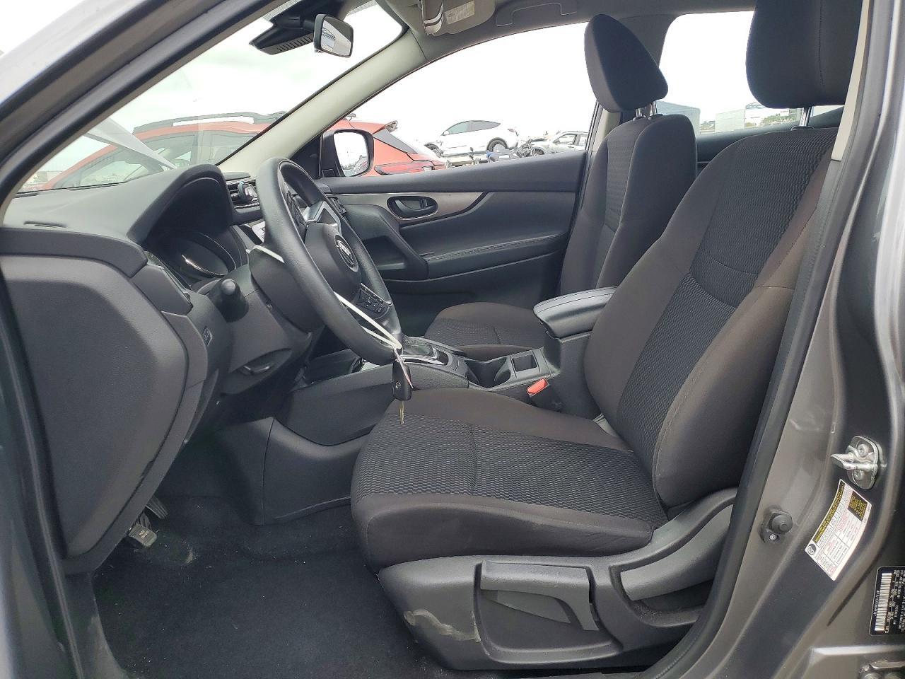 2020 Nissan Rogue - Image 7