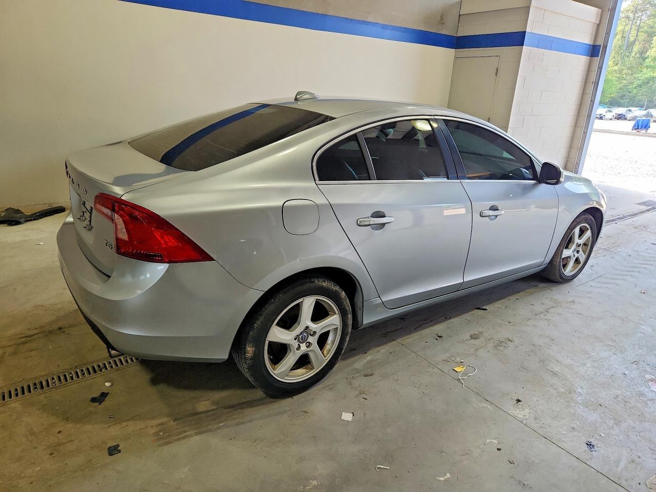 2013 Volvo S60 - Фото 3