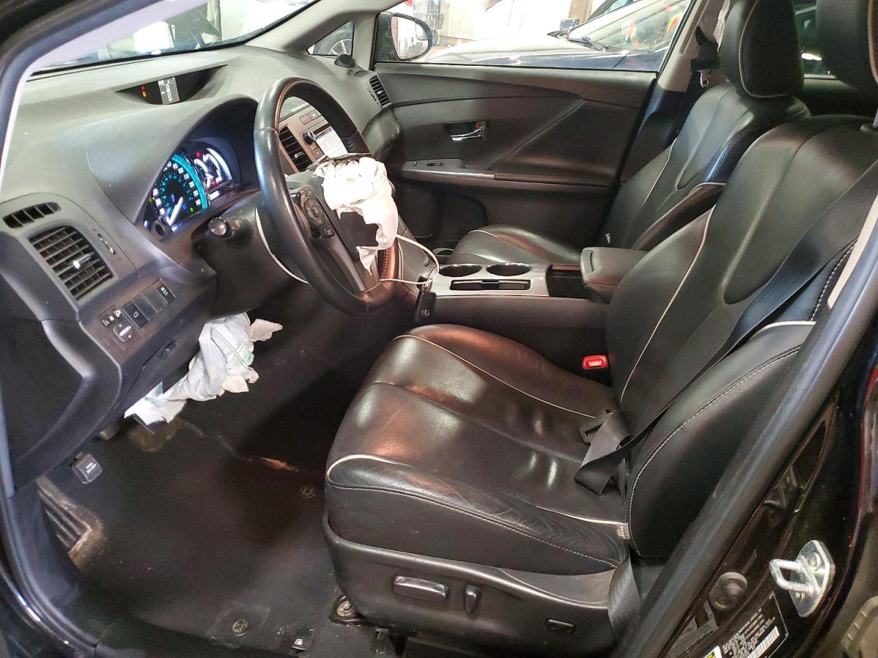 2015 Toyota Venza Xle - Image 7