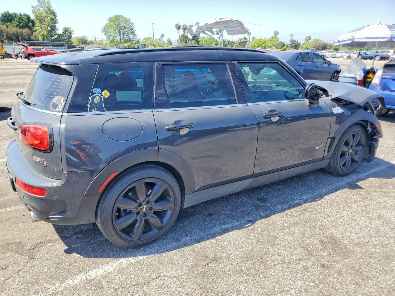 2017 Mini Cooper S Clubman All4 - Фото 3