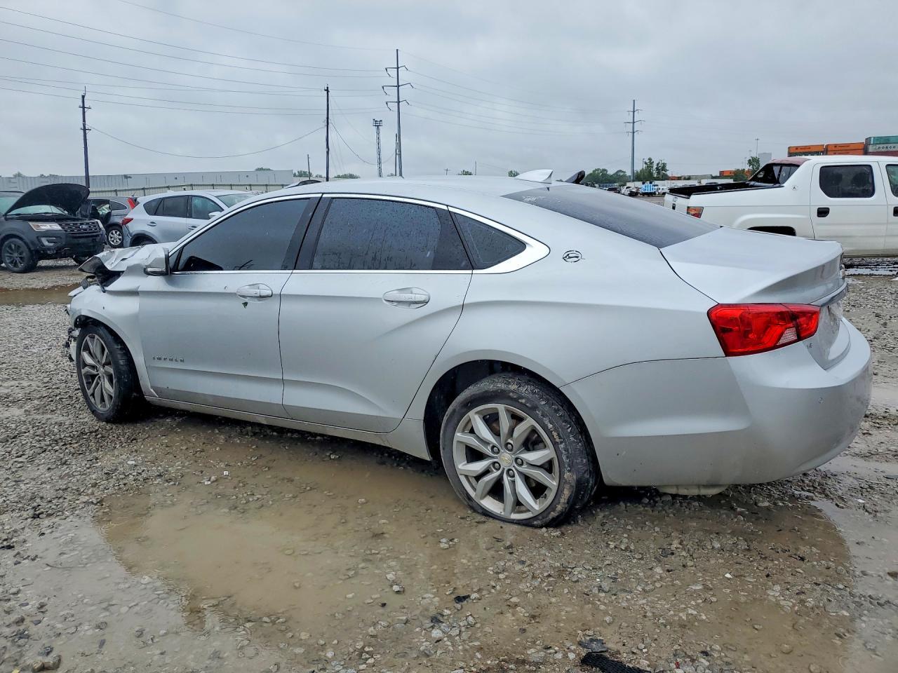 2018 Chevrolet Impala Lt - Фото 2