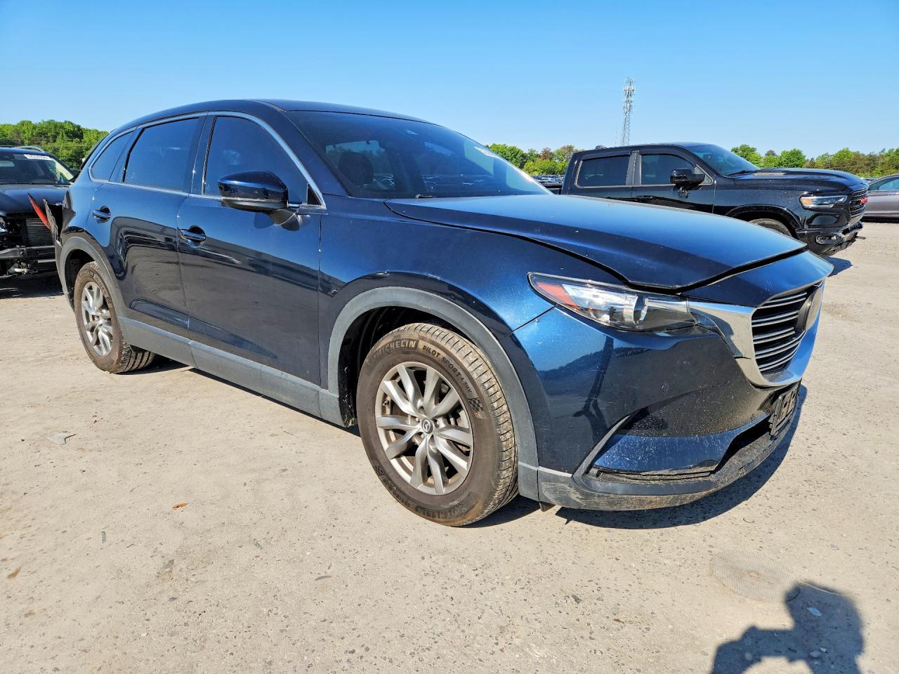 2018 Mazda Cx-9 Touring - Image 4