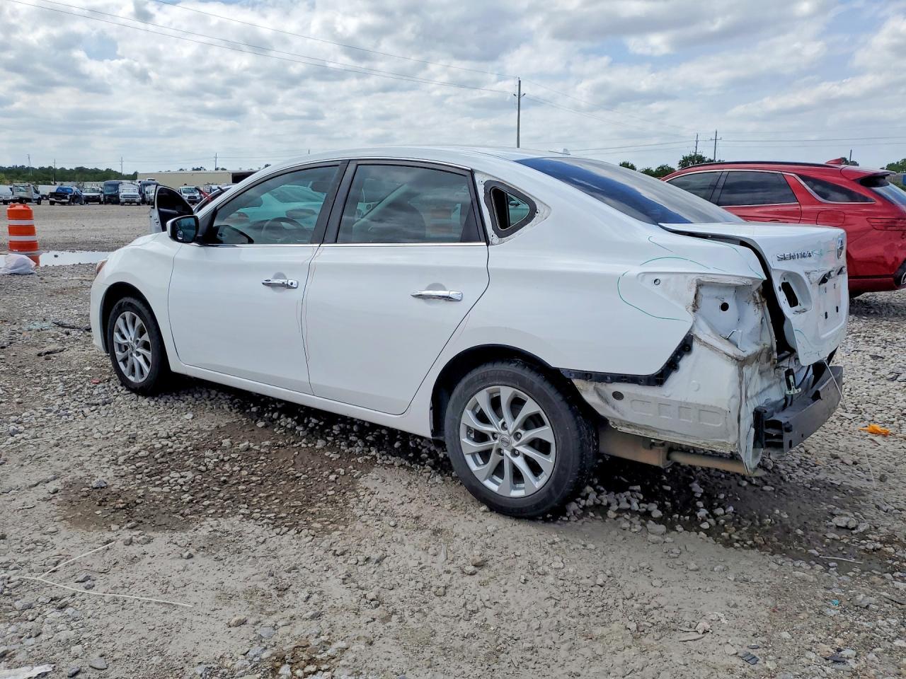 2018 Nissan Sentra Sv - Фото 2