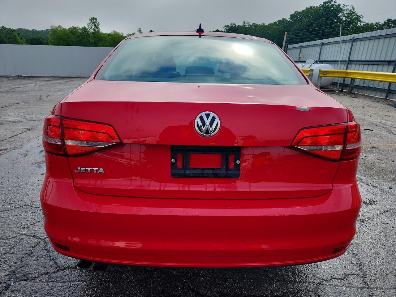2015 Volkswagen Jetta Base - Image 6