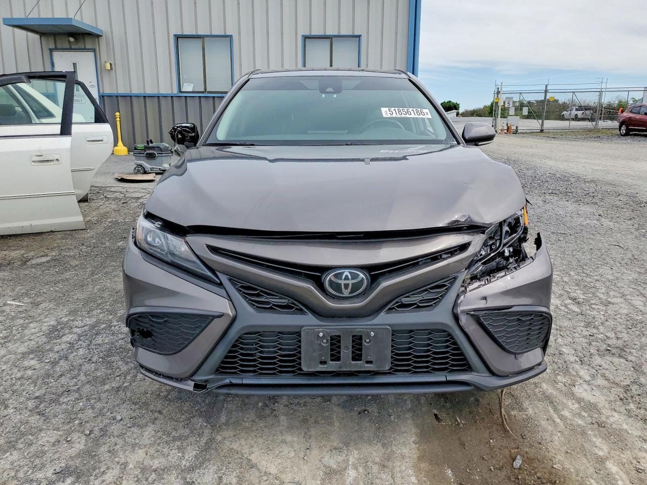 2024 Toyota Camry Se - Image 5