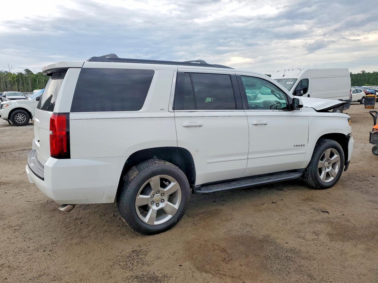 2015 Chevrolet Tahoe K1500 Lt - Фото 3