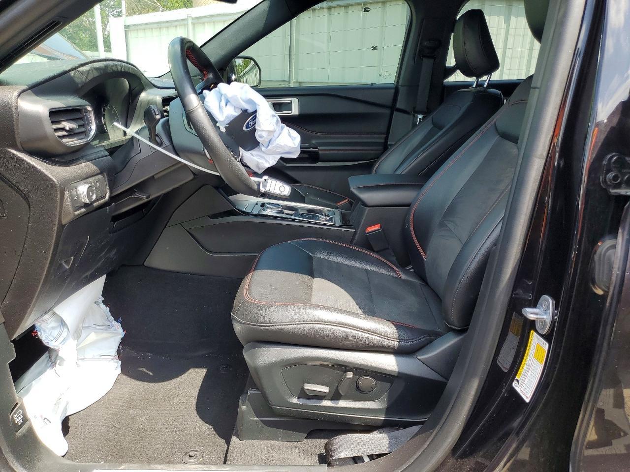 2022 Ford Explorer St-Line - Фото 7