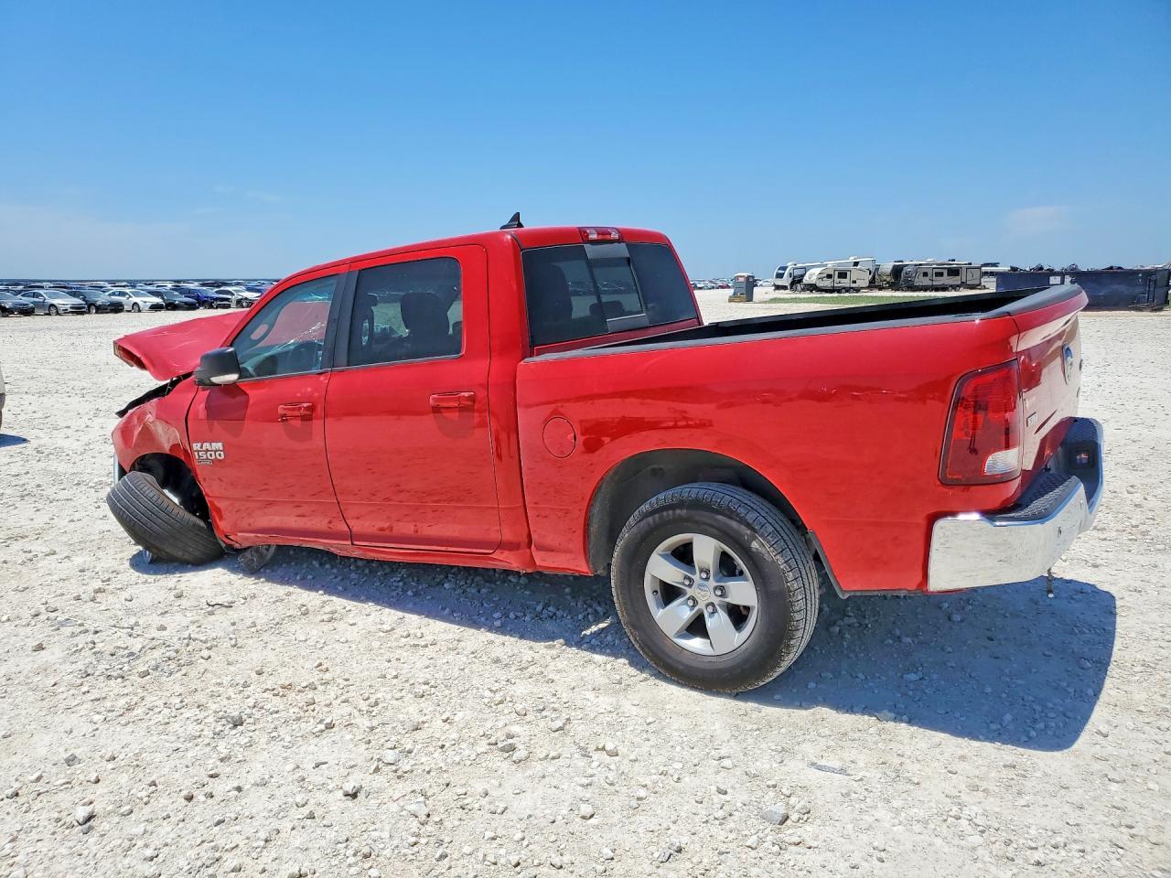 2019 Ram 1500 Classic Slt - Фото 2