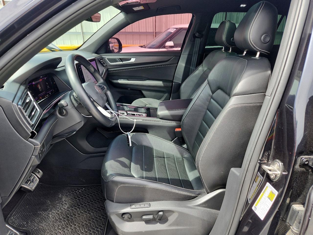 2024 Volkswagen Atlas Cross Sport Sel R-Line - Фото 7