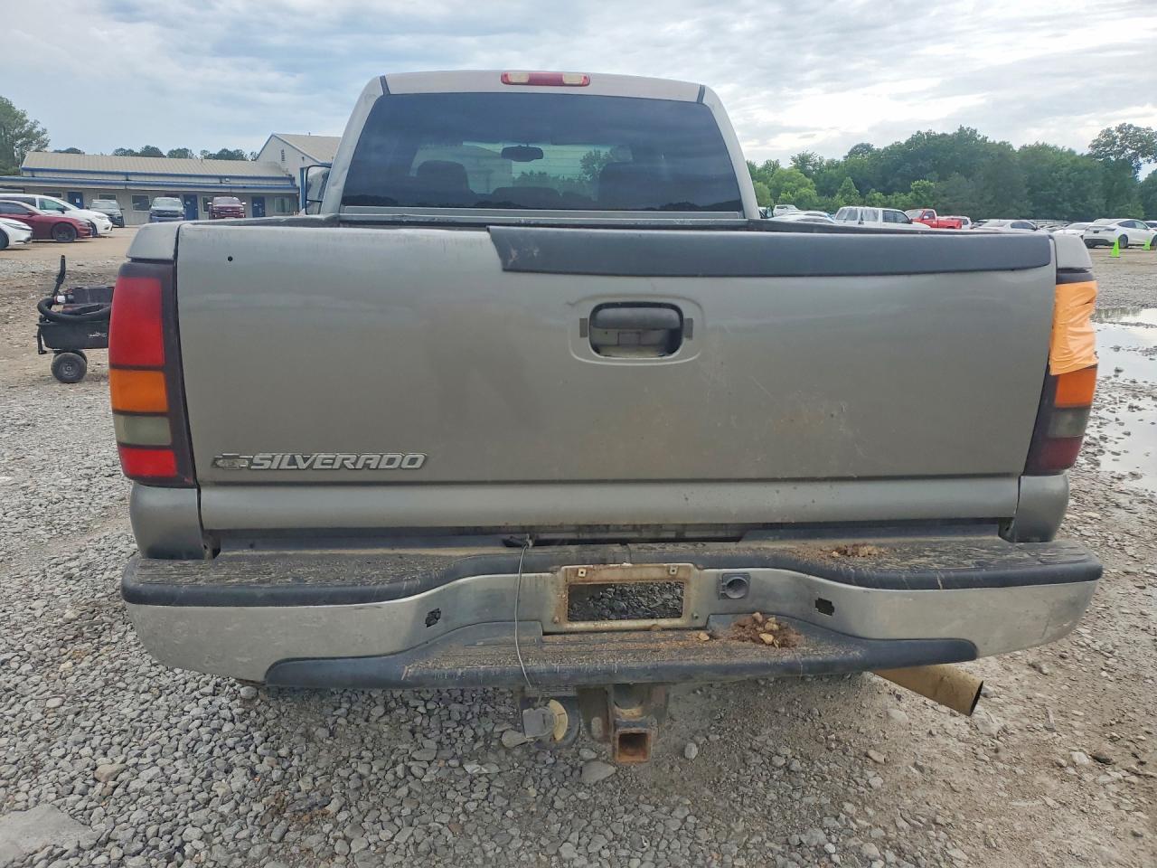 2006 Chevrolet Silverado K2500 Heavy Duty - Image 6