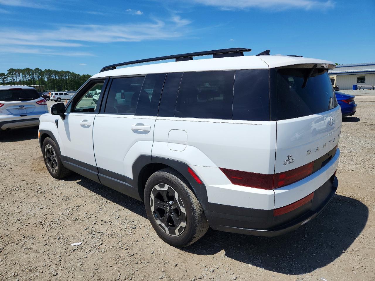 2025 Hyundai Santa Fe Sel - Image 2