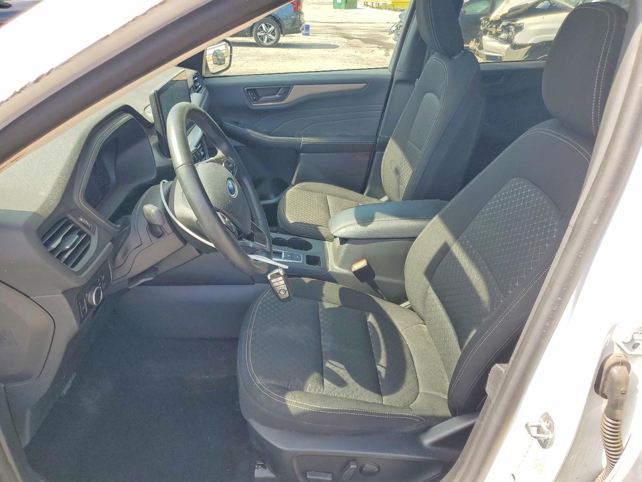 2023 Ford Escape Active - Image 7