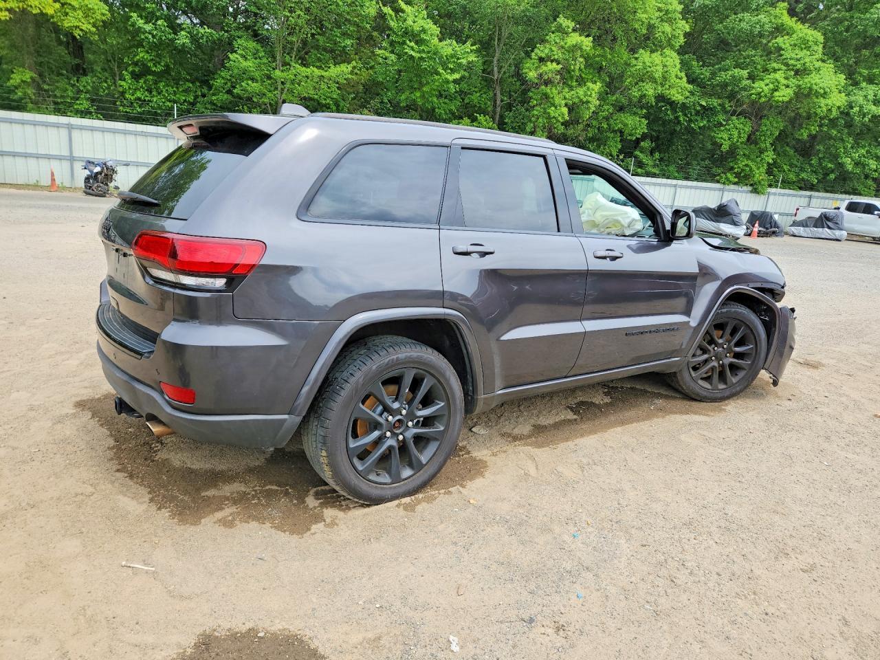 2017 Jeep Grand Cherokee Laredo - Фото 3
