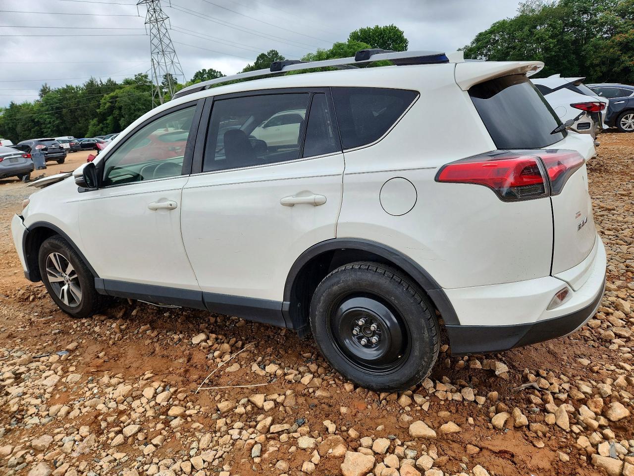 2018 Toyota Rav4 Xle - Image 2