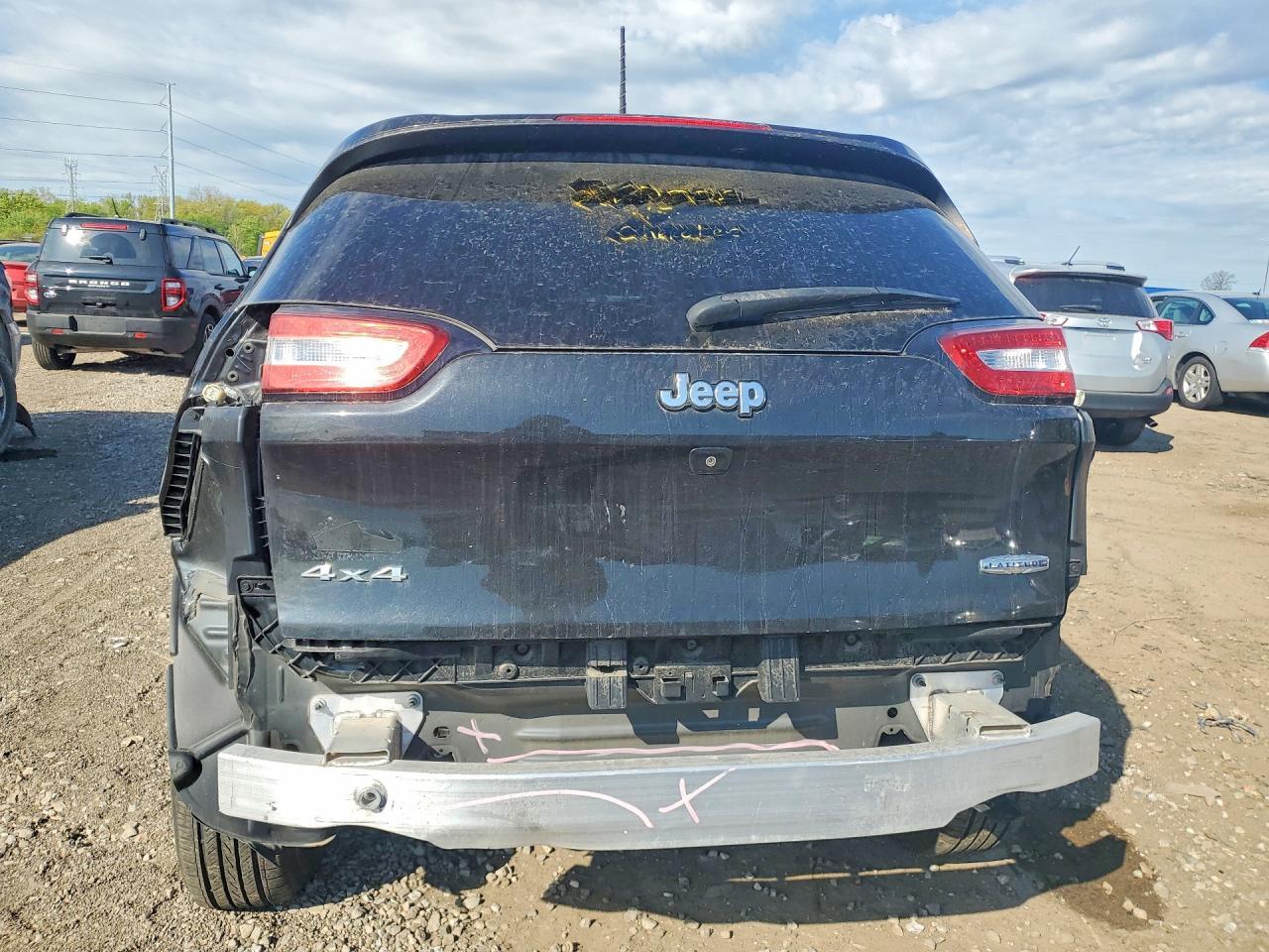 2015 Jeep Cherokee Latitude - Image 6
