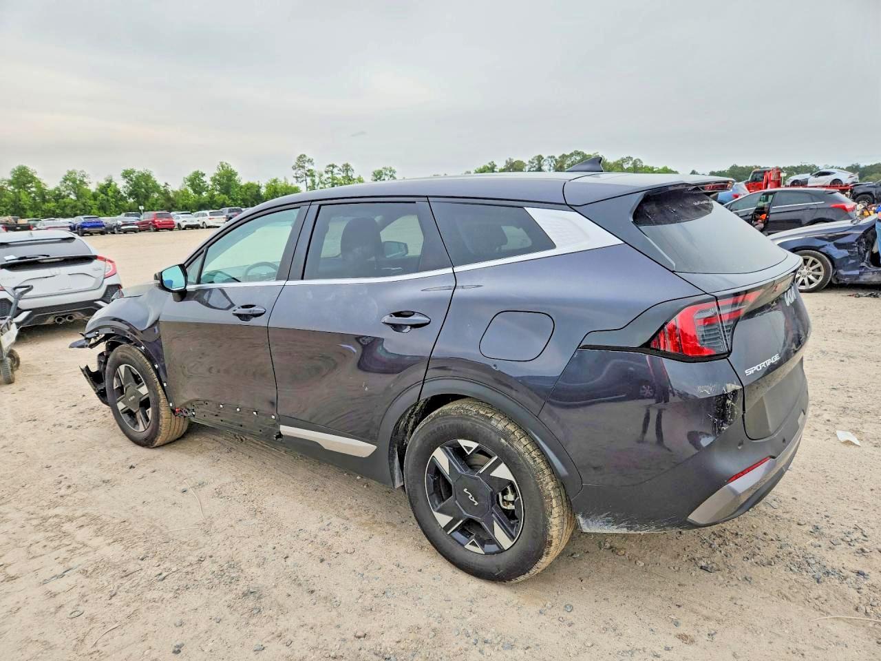 2026 Kia Sportage Lx - Image 2