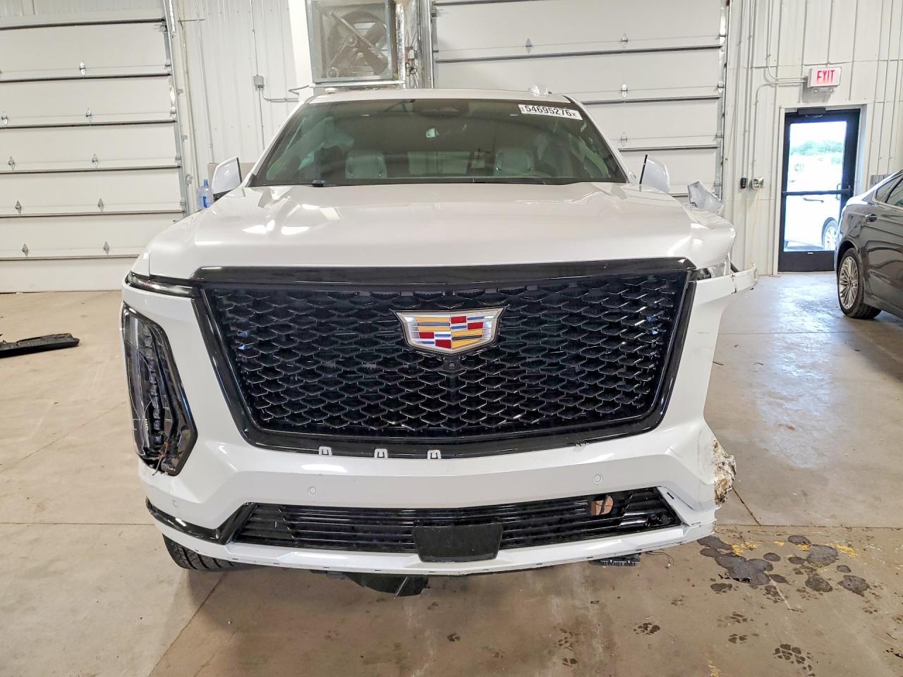 2025 Cadillac Escalade Esv Sport Platinum - Image 5