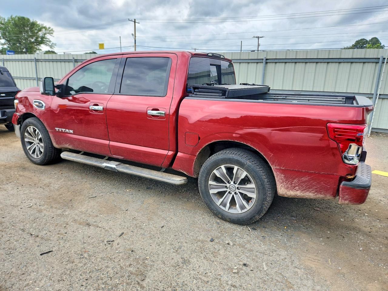 2017 Nissan Titan Sl - Фото 2