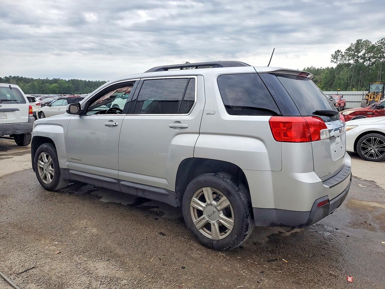 2015 GMC Terrain Slt - Фото 2