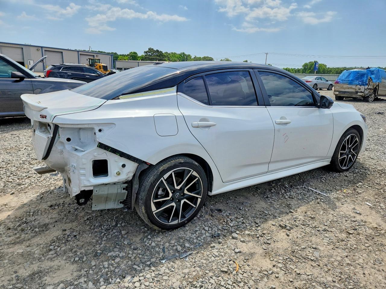 2025 Nissan Sentra Sr - Image 3