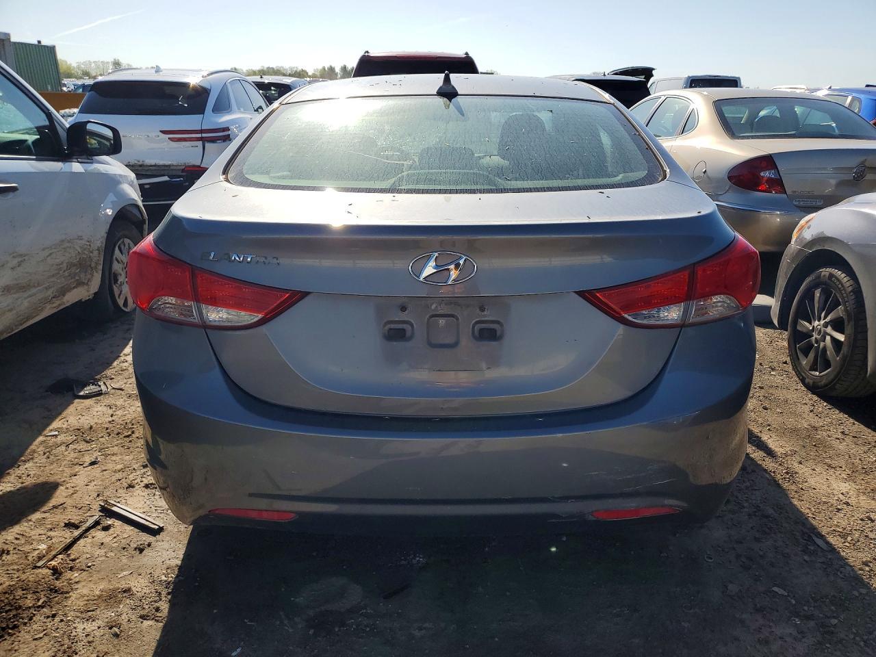 2012 Hyundai Elantra Gls - Фото 6