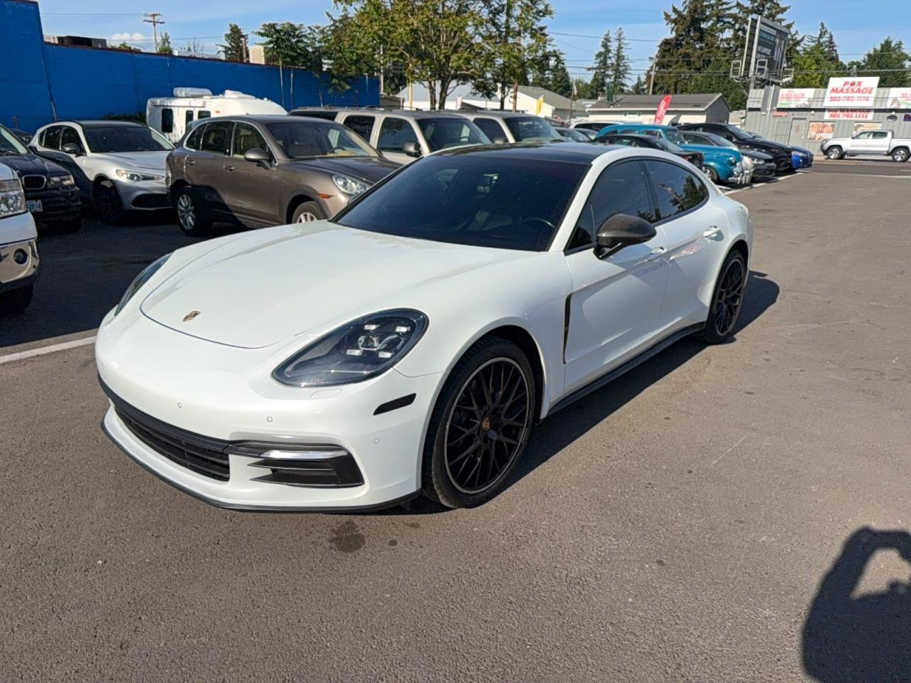 2017 Porsche Panamera 4 - Фото 2
