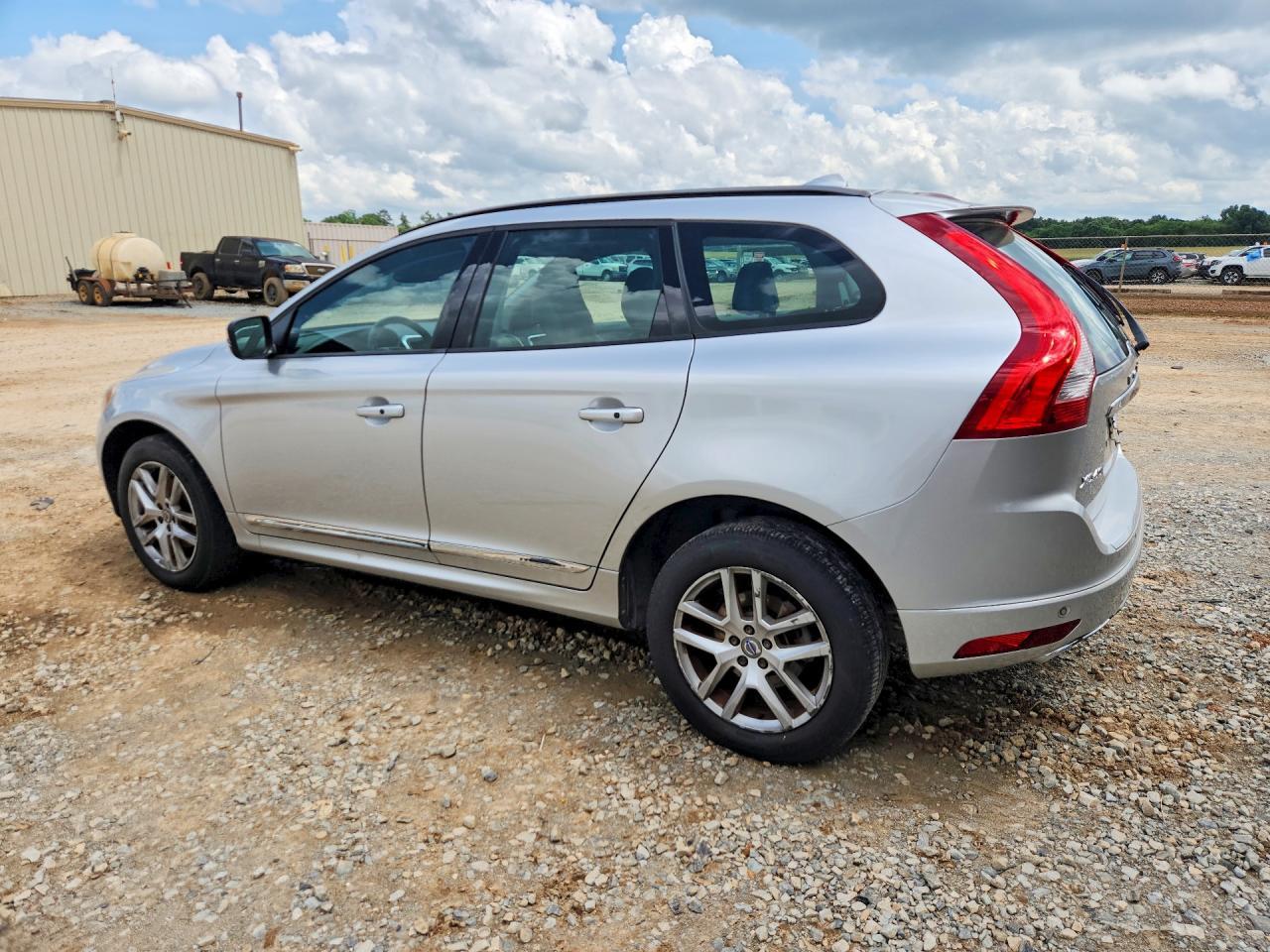 2017 Volvo Xc60 T5 - Фото 2