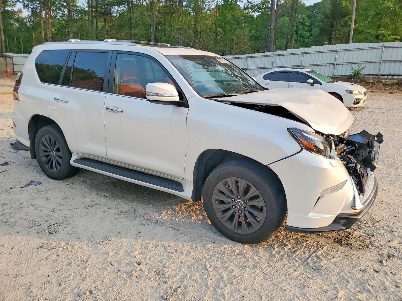 2023 Lexus Gx 460 - Фото 4