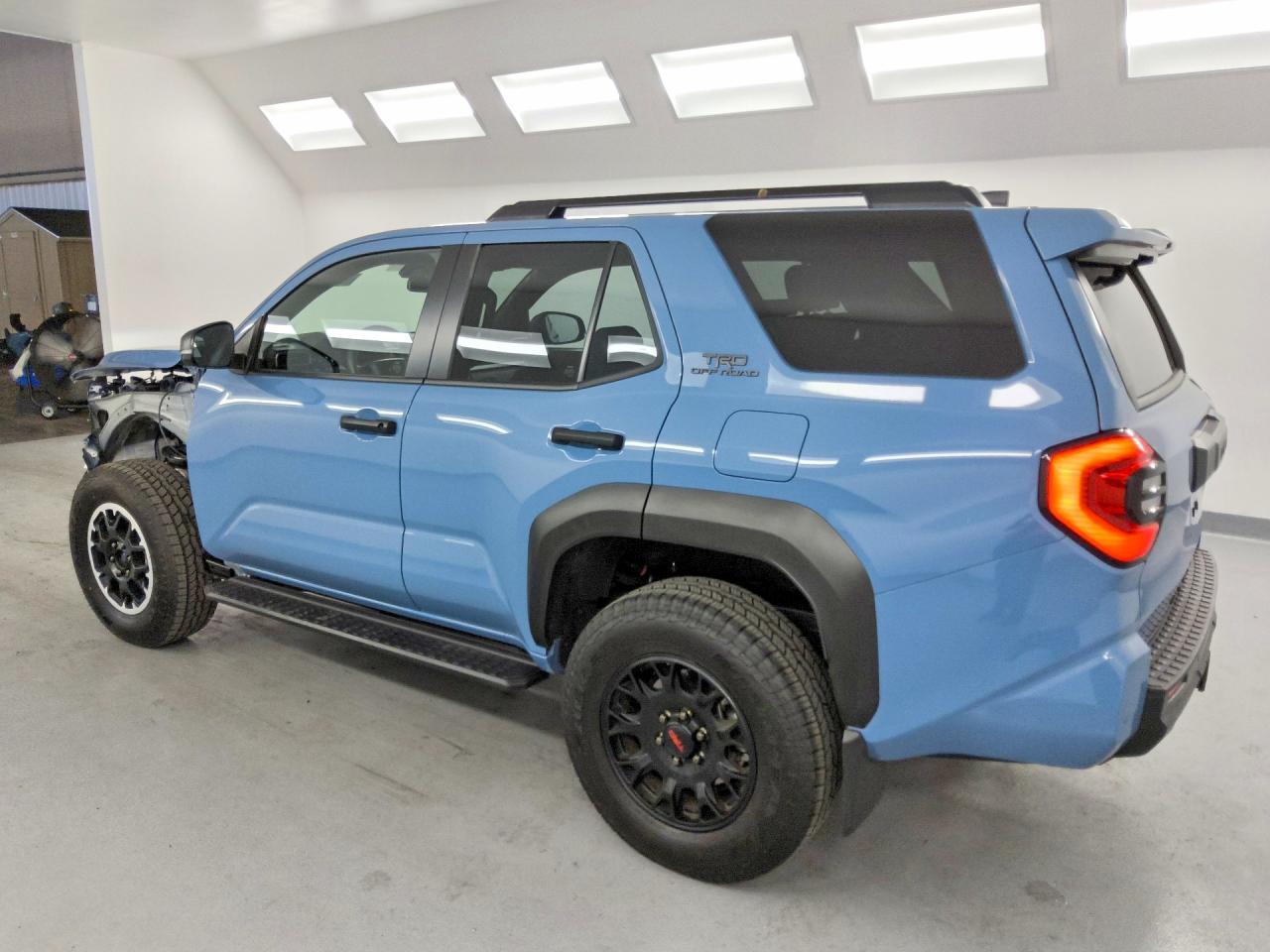 2025 Toyota 4Runner Trd Off-Road - Image 2