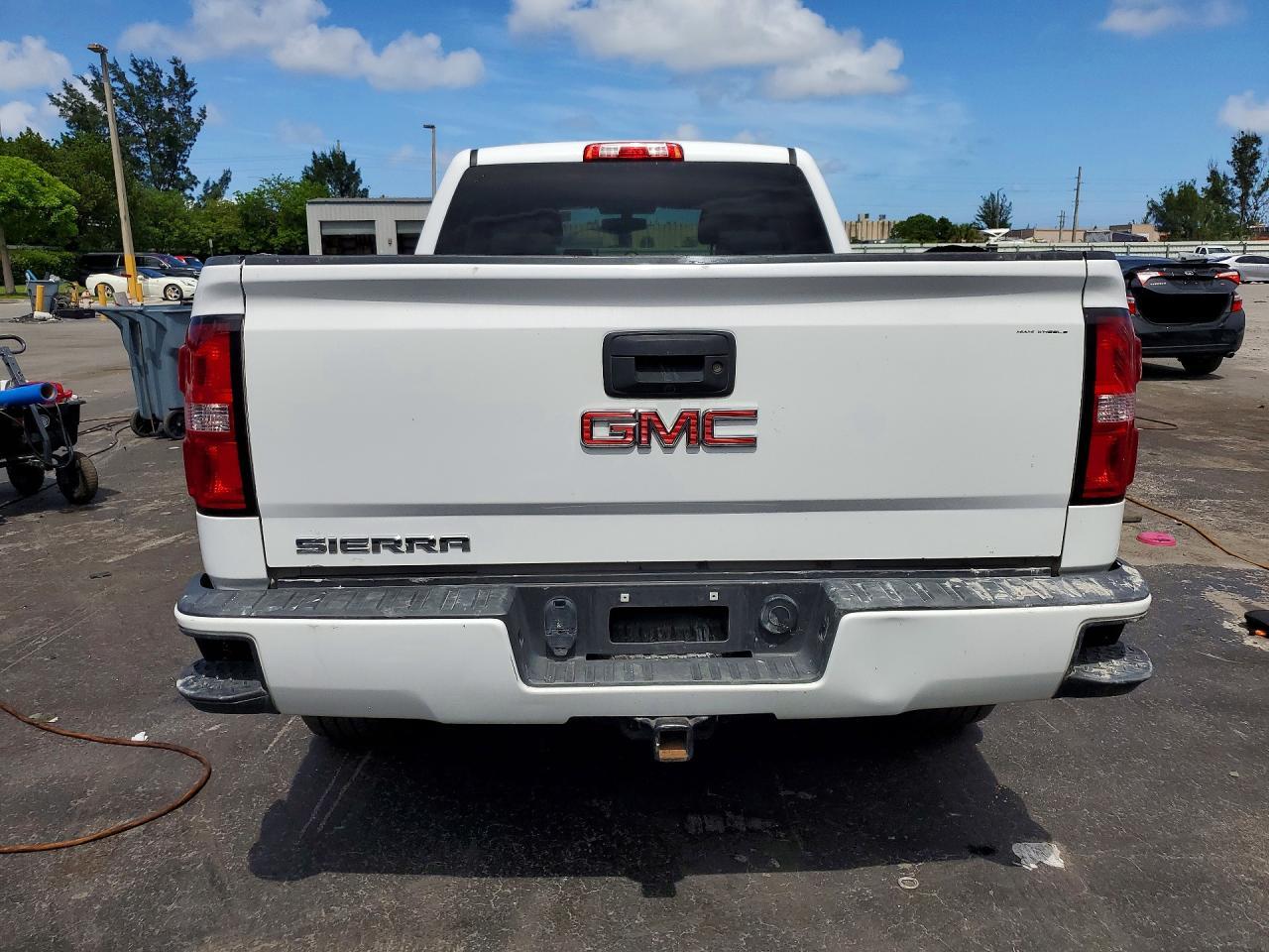 2018 GMC Sierra K1500 - Фото 6