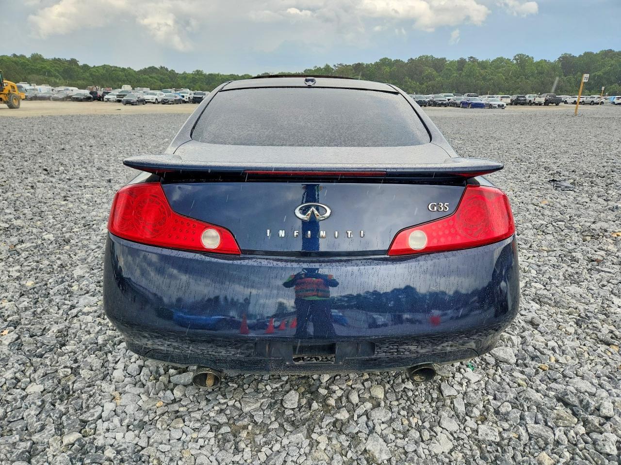2004 Infiniti G35 Base - Фото 6